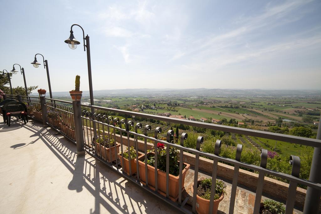 La Luma Hotel Montecosaro  Extérieur photo