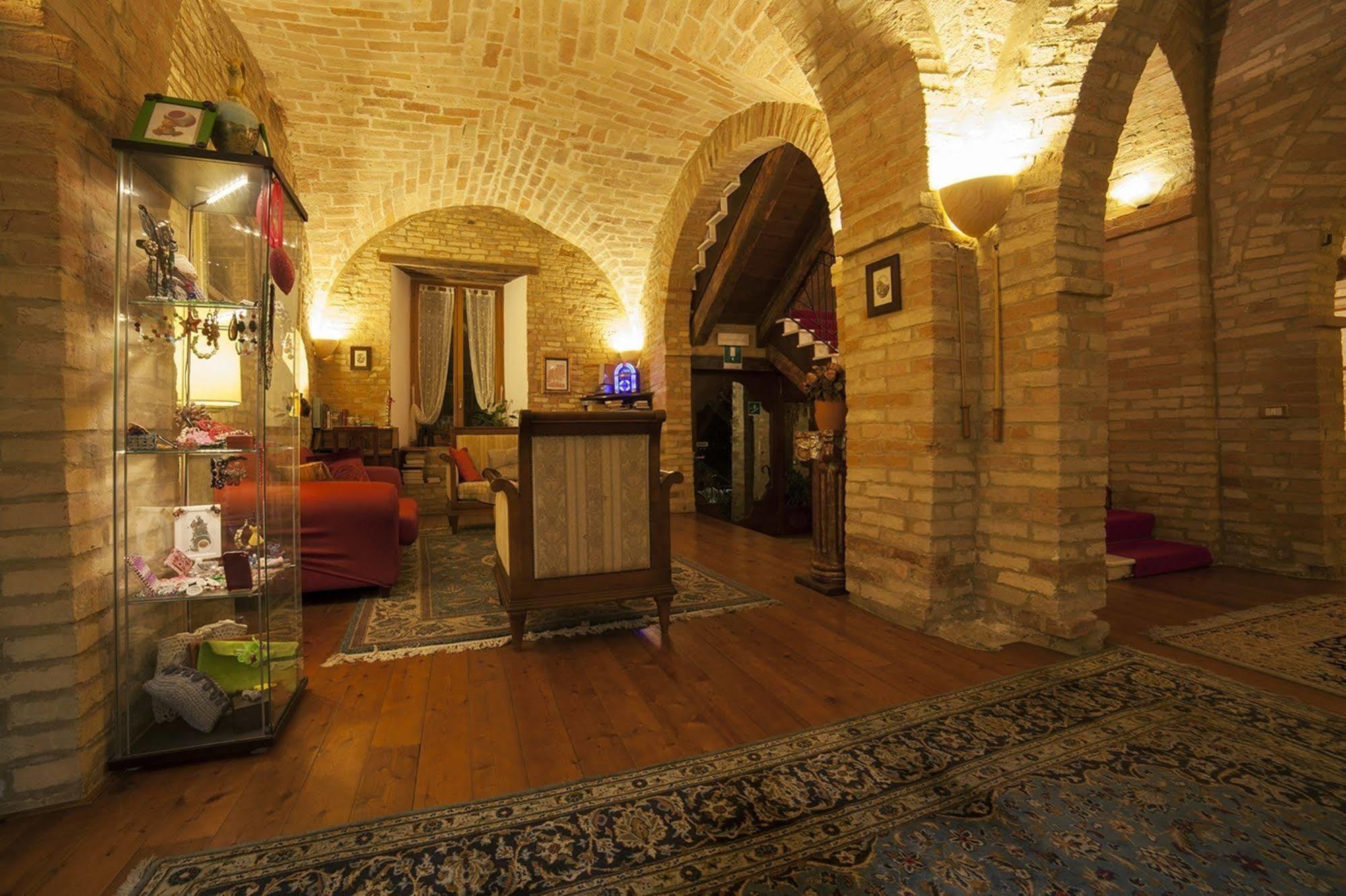 La Luma Hotel Montecosaro  Extérieur photo